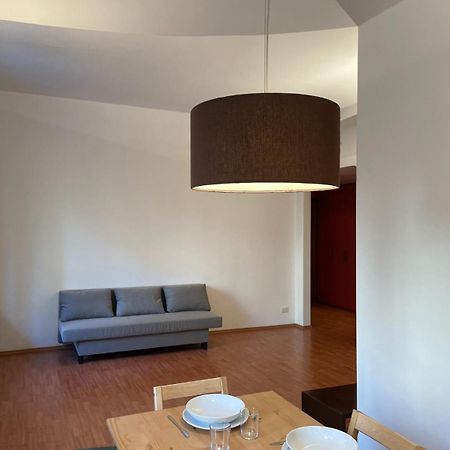 Accomodo Mib52 Bivano Sant'Ambrogio Milano Eksteriør billede